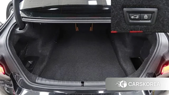 BMW 5 Series (G30) 2022 Черный из Кореи, фото 2