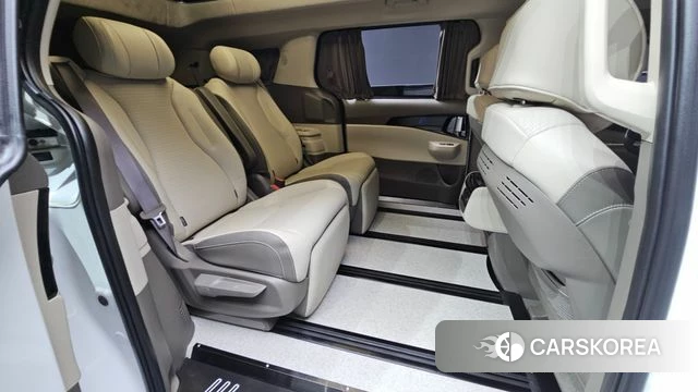 Kia The New Carnival 4th Generation 2025 Белый из Кореи, фото 2