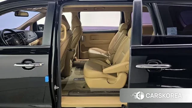 Kia The New Carnival 2019 Черный из Кореи, фото 2