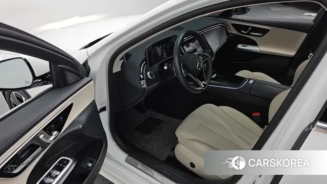 Mercedes-Benz E-Class W214 2024 Белый из Кореи, фото 2