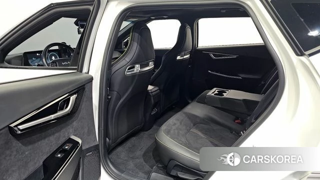 Kia EV6 2023 Белый из Кореи, фото 2