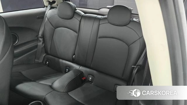 Mini Cooper 2020 Жемчужный цвет из Кореи, фото 2