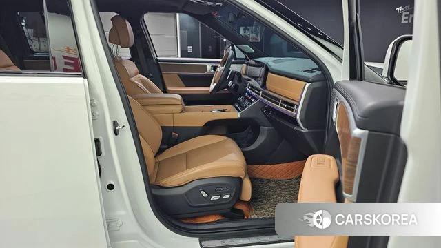 Hyundai Santa Fe (MX5) 2025 Белый из Кореи, фото 2