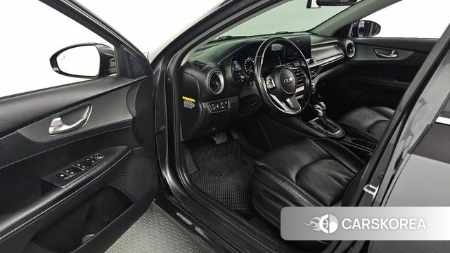 Kia Come New K3 2018 Серый из Кореи, фото 2