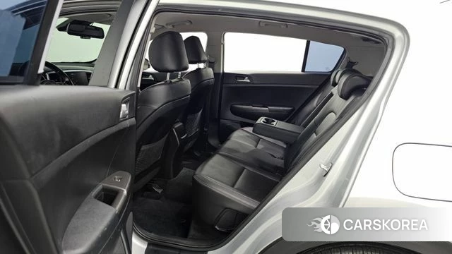 Kia Sportage The Bold 2021 Серебряный из Кореи, фото 2