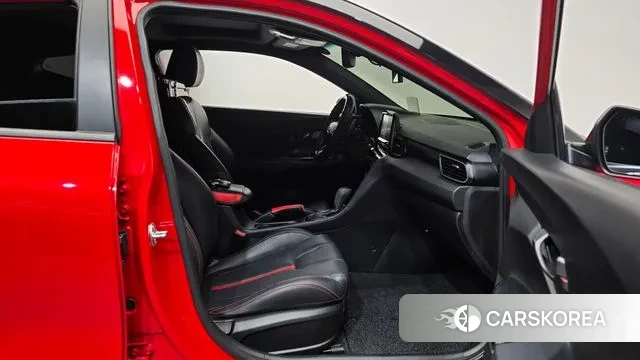 Hyundai Veloster (JS) 2018 Красный из Кореи, фото 2