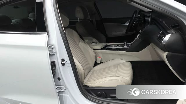 Genesis G70 2019 Светло-серебряный цвет из Кореи, фото 2