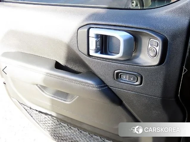 Jeep Wrangler (JL) 2022 Черный из Кореи, фото 2