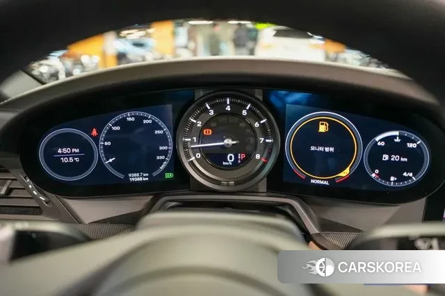 Porsche 911(992) 2021 Белый из Кореи, фото 2