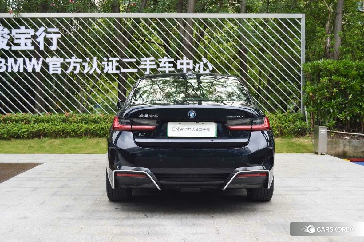 BMW i3 2023 Черный из Китая, фото 2