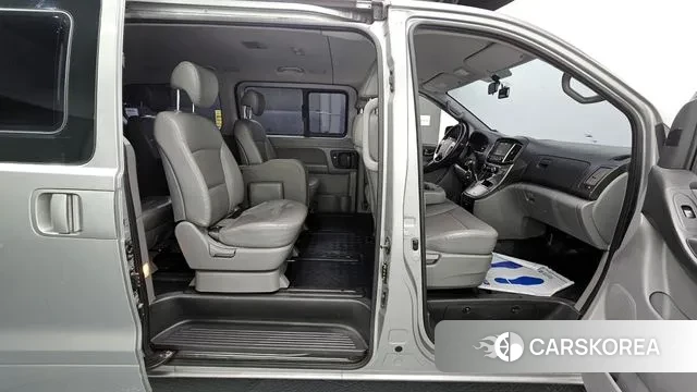 Hyundai The New Grand Starex 2018 Серебряный из Кореи, фото 2