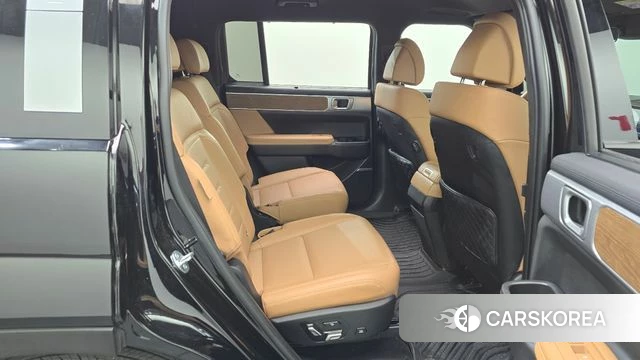 Hyundai Santa Fe (MX5) 2024 Черный из Кореи, фото 2