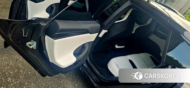 Tesla Model S 2026 Черный из Кореи, фото 2