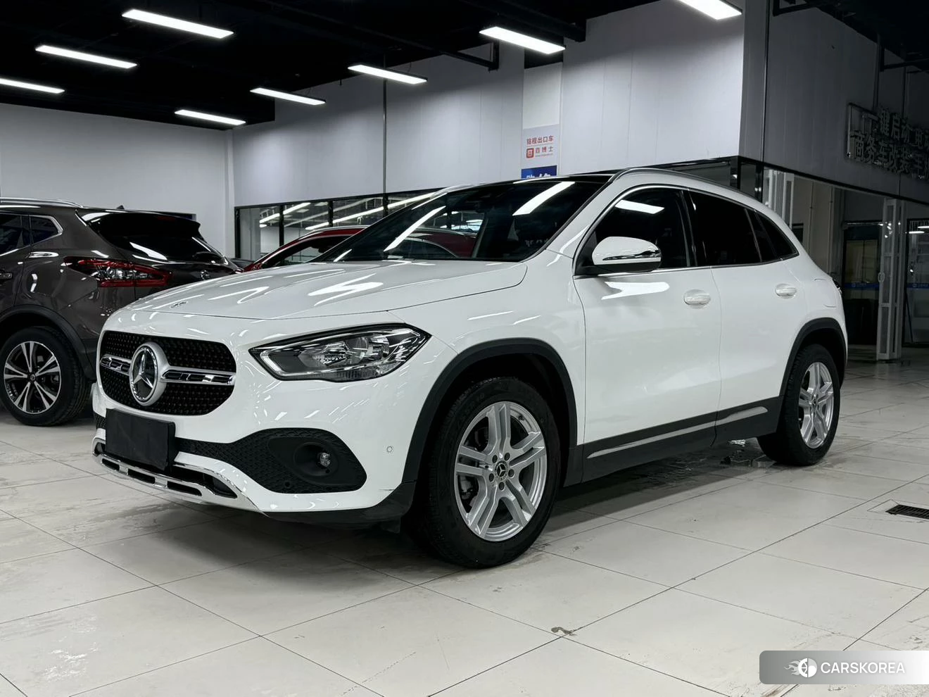 Mercedes-Benz GLA 2021 Белый из Китая, фото 2