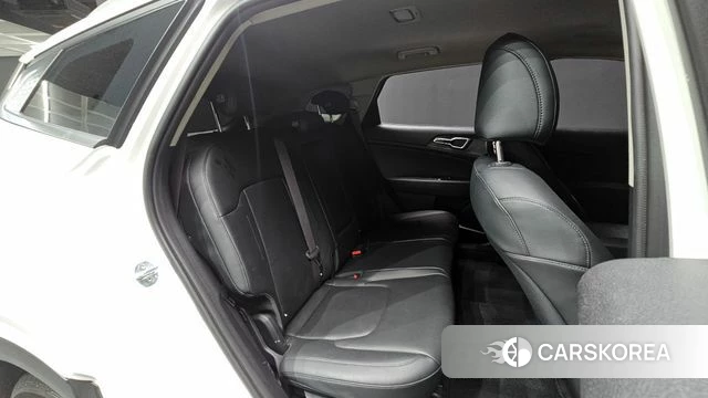 Kia Sportage 5th Generation 2021 Белый из Кореи, фото 2