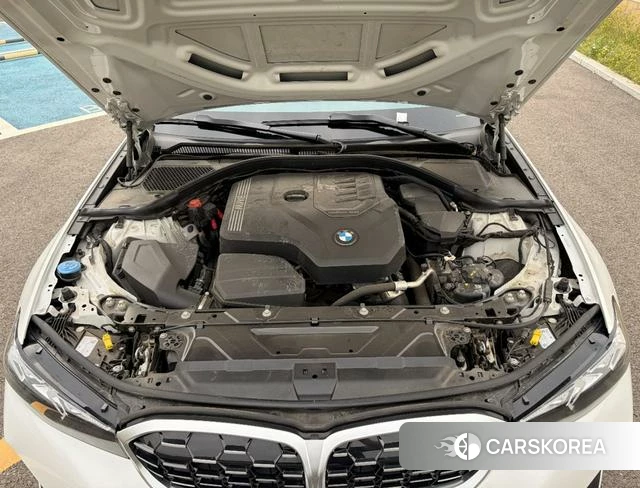 BMW 3 series 2024 Белый из Китая, фото 2