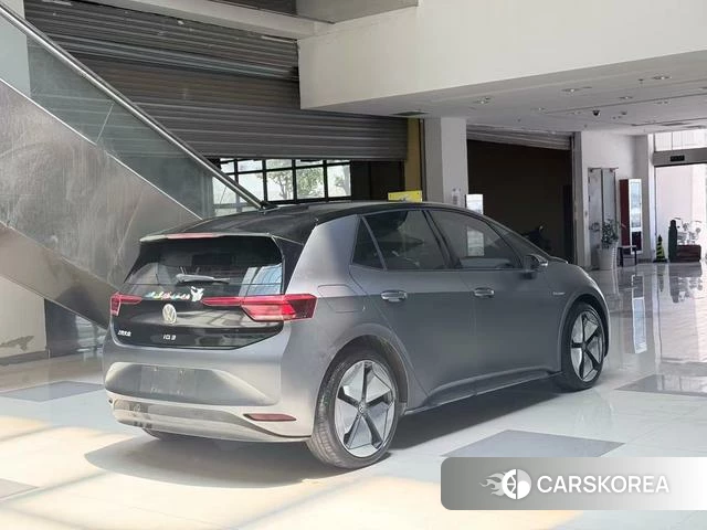 Volkswagen ID.3 2023 Темно-серый из Китая, фото 2