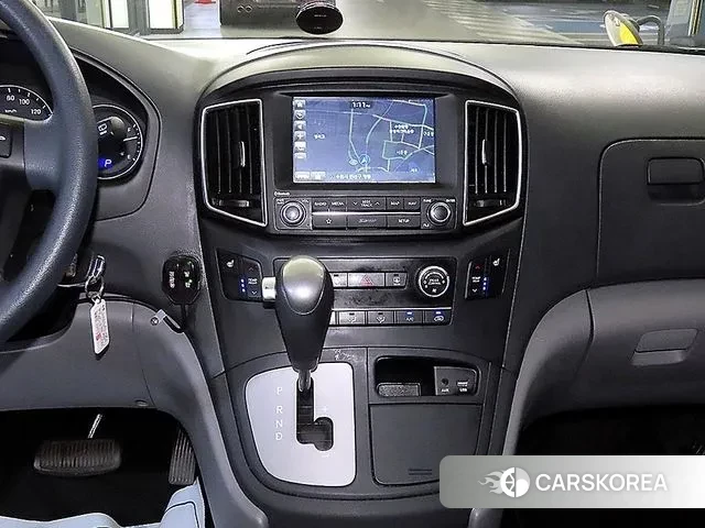 Hyundai The New Grand Starex 2019 Желтый из Кореи, фото 2