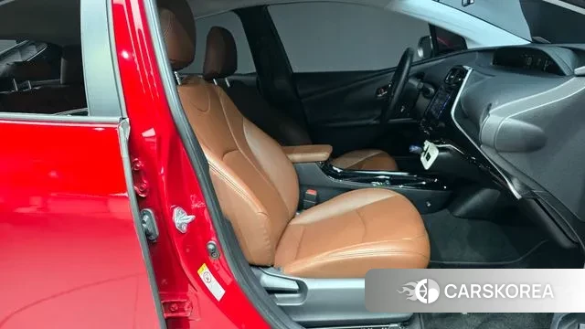Toyota Prius 4th Generation 2018 Красный из Кореи, фото 2