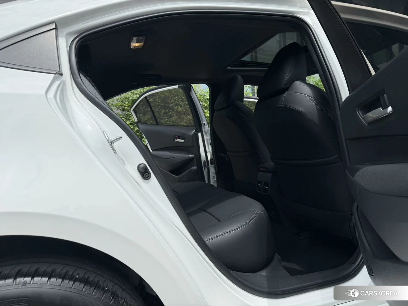 Toyota Lei Ling 2023 Белый из Китая, фото 2