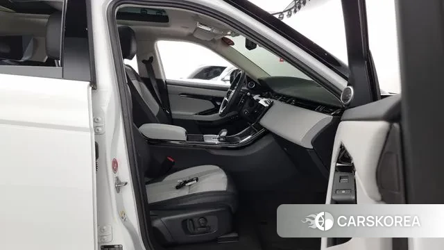 Land Rover Range Rover Evoque 2nd Generation 2025 Белый из Кореи, фото 2