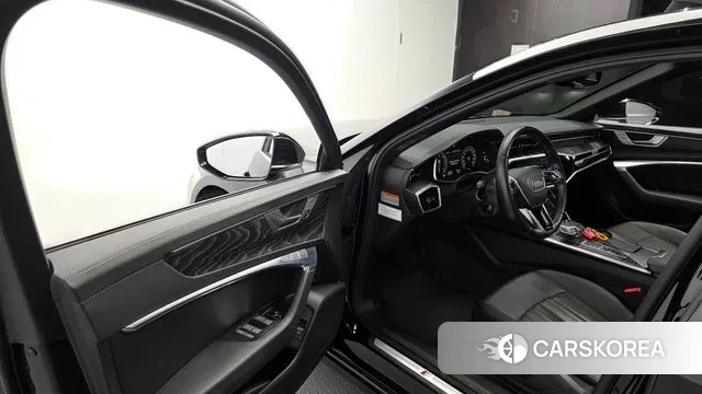 Audi A6 (C8) 2021 Черный из Кореи, фото 2