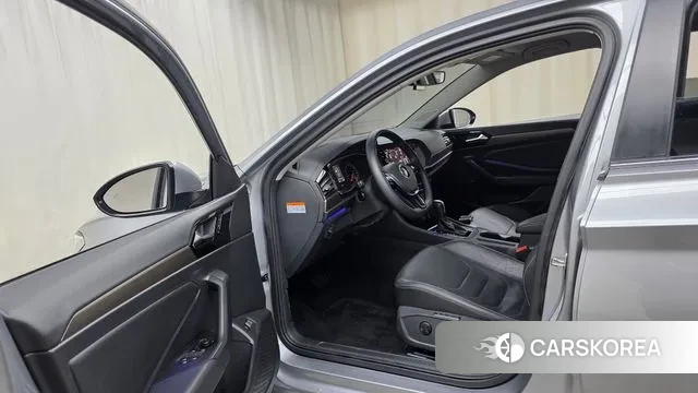 Volkswagen 7th Generation of Jetta 2020 Серебряный из Кореи, фото 2