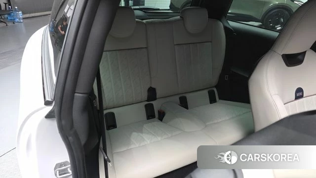 Mini Cooper S 4th Generation 2025 Белый из Кореи, фото 2