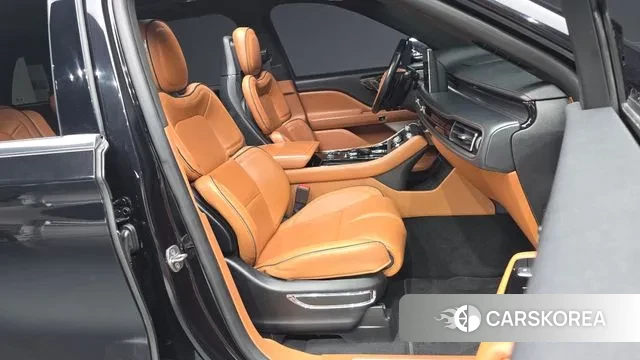 Lincoln Aviator 2nd generation 2020 Черный из Кореи, фото 2
