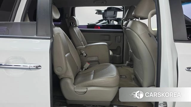 Kia The New Carnival 2019 Белый из Кореи, фото 2