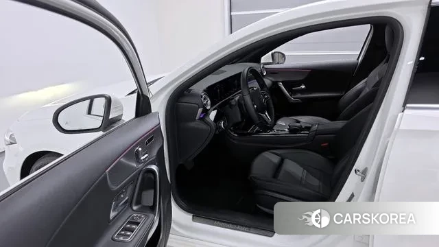 Mercedes-Benz A-Class W177 2020 Белый из Кореи, фото 2