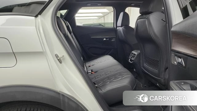 Peugeot 3008 second generation 2024 Белый из Кореи, фото 2