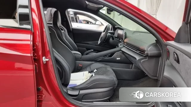 Hyundai The New Avante (CN7) 2025 Красный из Кореи, фото 2