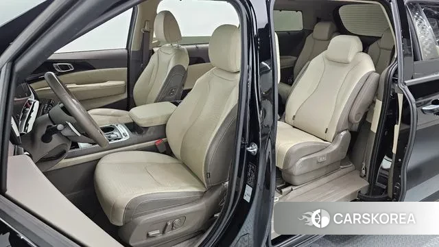 Kia The New Carnival 4th Generation 2023 Черный из Кореи, фото 2