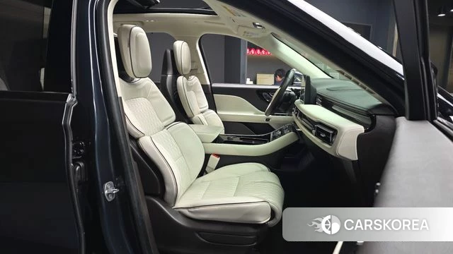 Lincoln Aviator 2nd generation 2021 Синий из Кореи, фото 2