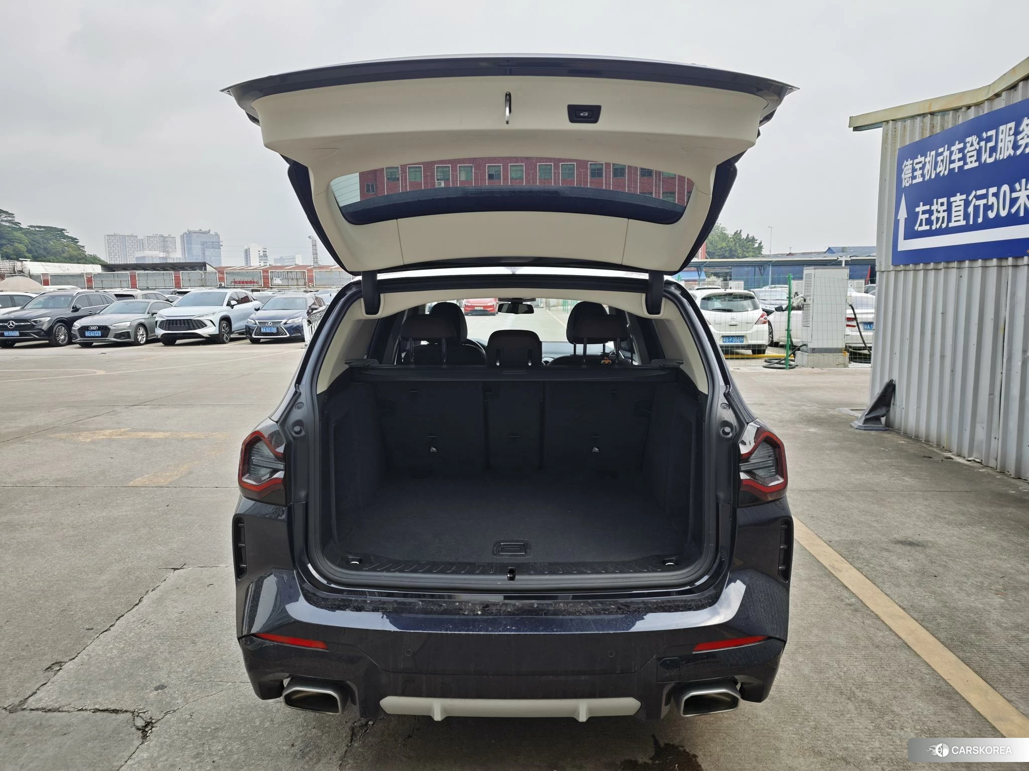 BMW X3 2022 Черный из Китая, фото 2