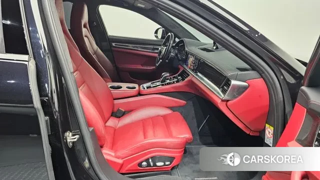 Porsche Panamera (971) 2019 Синий из Кореи, фото 2