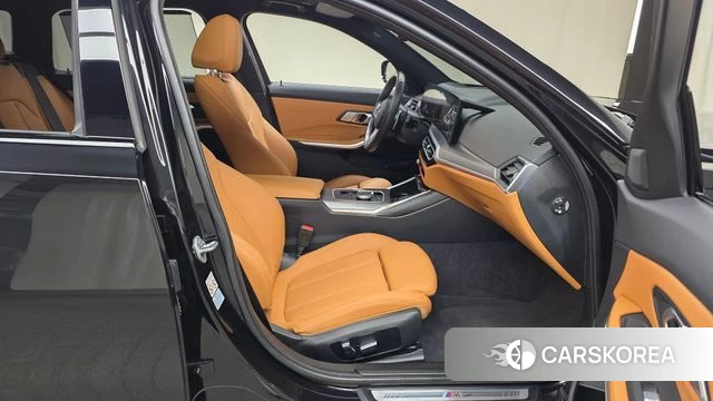 BMW 3 Series (G20) 2023 Черный из Кореи, фото 2