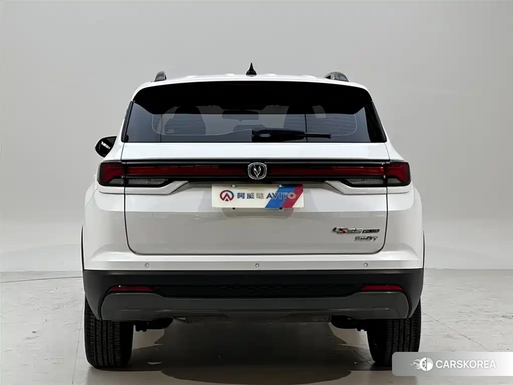 Chang'an Changan CS35PLUS 2023 Белый из Китая, фото 2