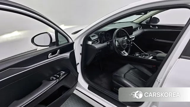 Kia K5 3rd generation 2022 Белый из Кореи, фото 2