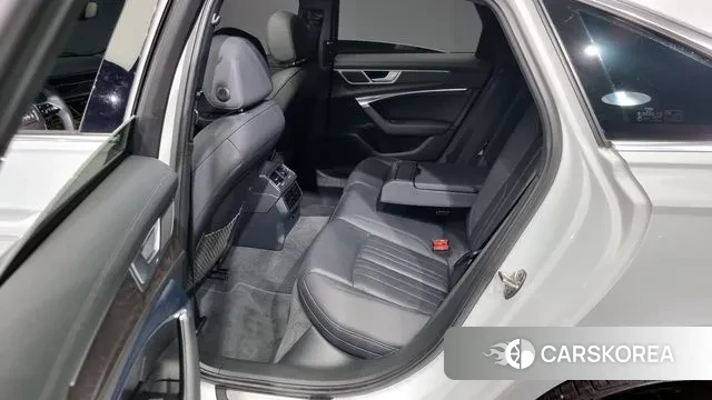 Audi A6 (C8) 2020 Белый из Кореи, фото 2