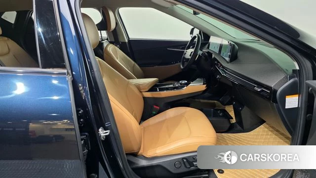 Kia EV6 2021 Синий из Кореи, фото 2