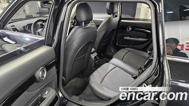 Mini Cooper Clubman 2023 Черный из Кореи, фото 2