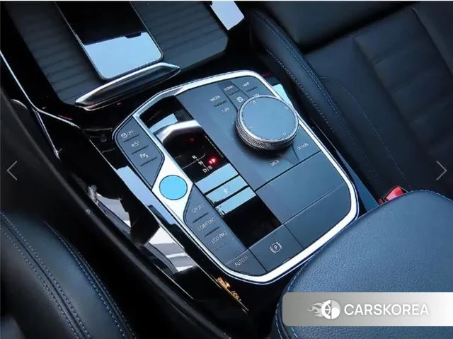 BMW iX3 2025 Черный из Кореи, фото 2