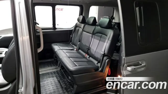 Hyundai Staria 2023 Серебряный из Кореи, фото 2