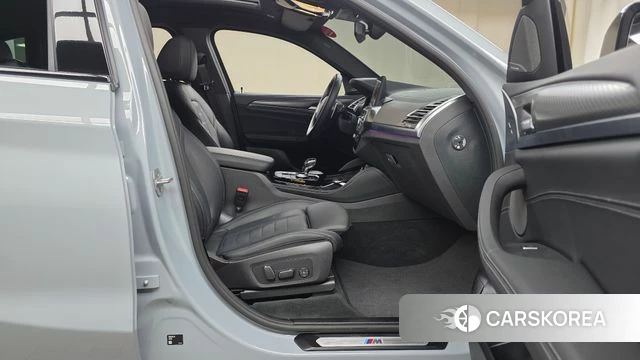 BMW X4 (G02) 2025 Цвет галактики из Кореи, фото 2