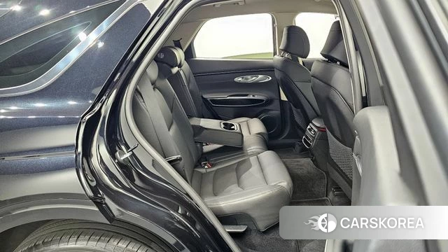 Genesis GV70 2021 Черный из Кореи, фото 2