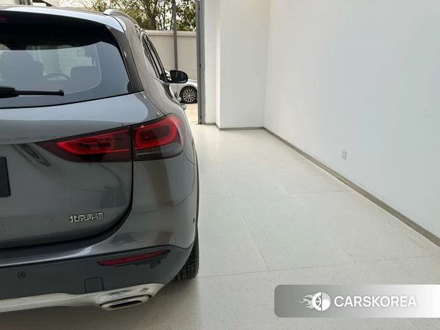 Mercedes-Benz GLA 2021 Темно-серый из Китая, фото 2
