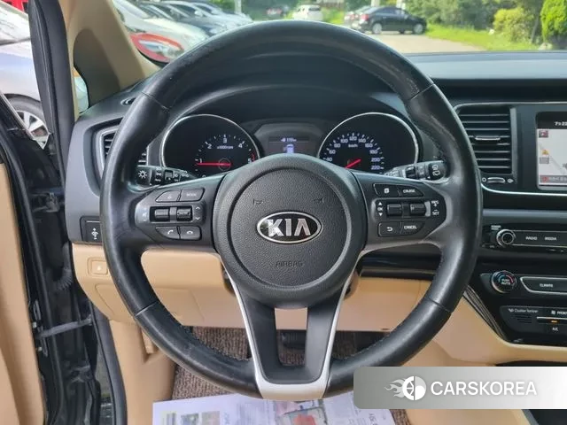 Kia The New Carnival 2018 Черный из Кореи, фото 2