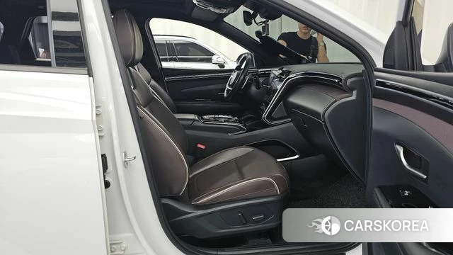 Hyundai Tucson (NX4) 2021 Белый из Кореи, фото 2